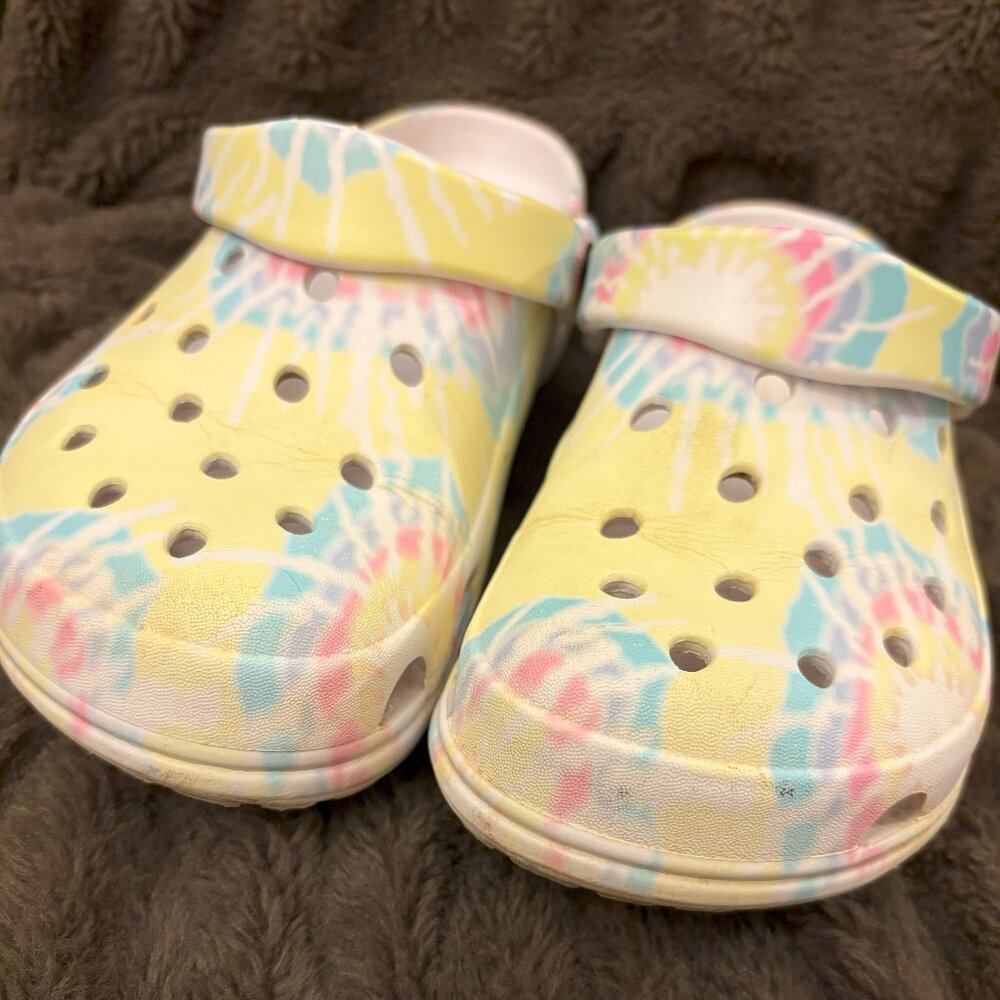 Pre-Owned Off-brand Crocs Tie-Dye Size 7